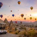 Gün Doğumunda Balonlar, Öğlene Doğru Minik Elektrikli Arabalar